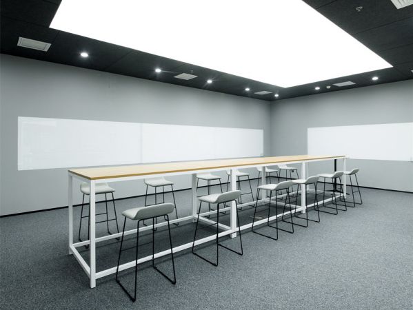 汽車生產(chǎn)基地辦公室設計的全新辦公生活方式